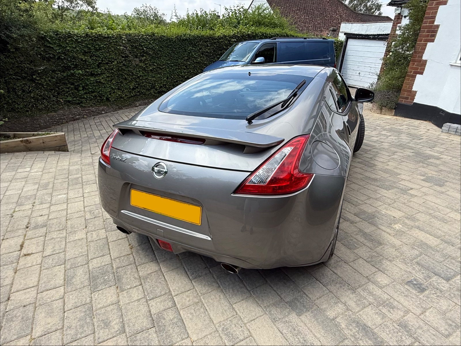Car photo thumbnail