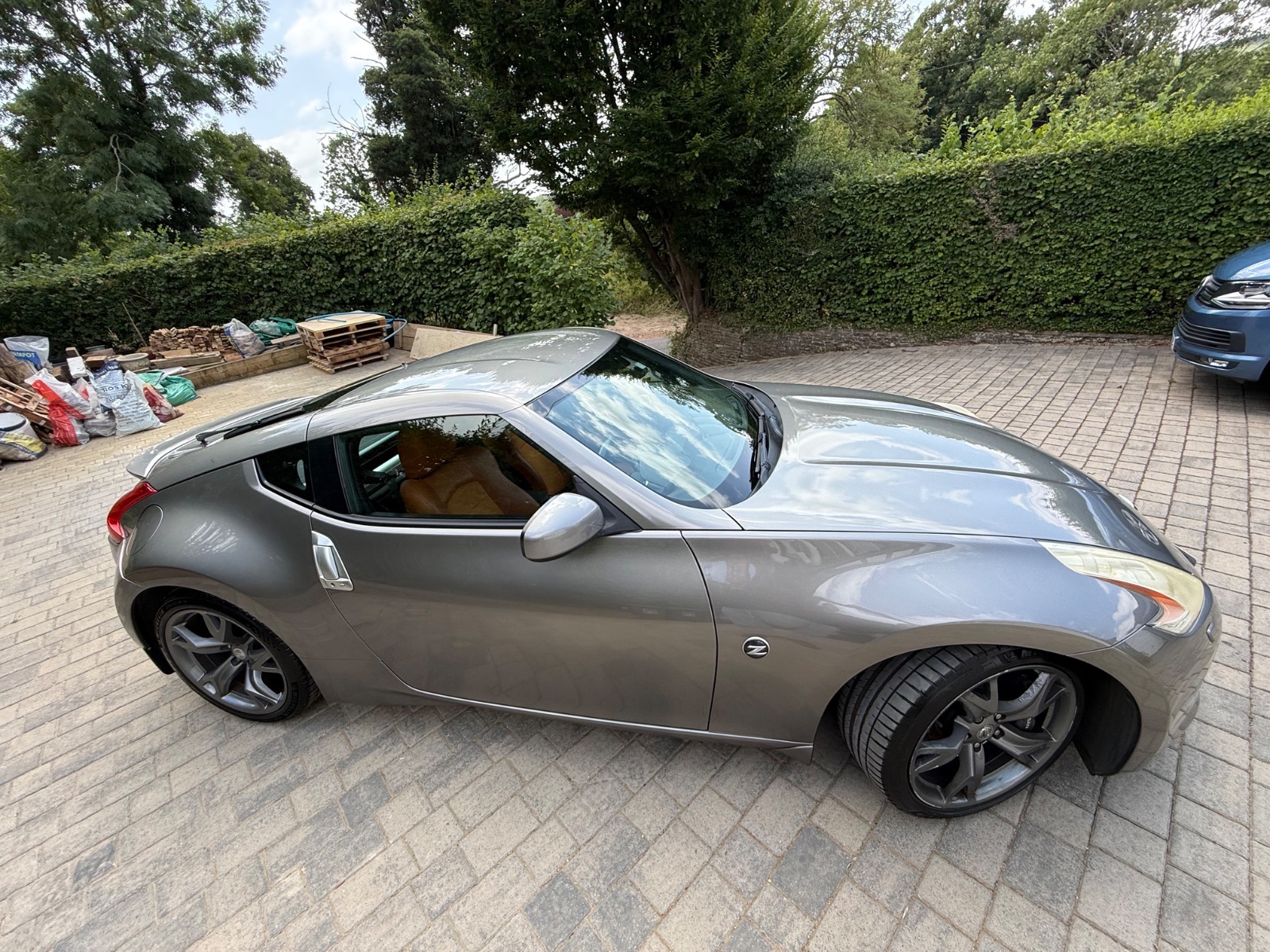 Car photo thumbnail